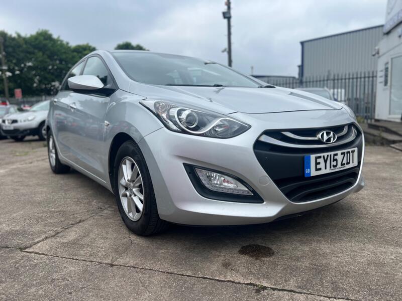 HYUNDAI I30 1.4 Active 2015