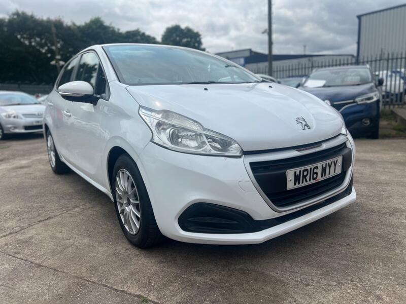 PEUGEOT 208 1.6 BlueHDi Access 2016