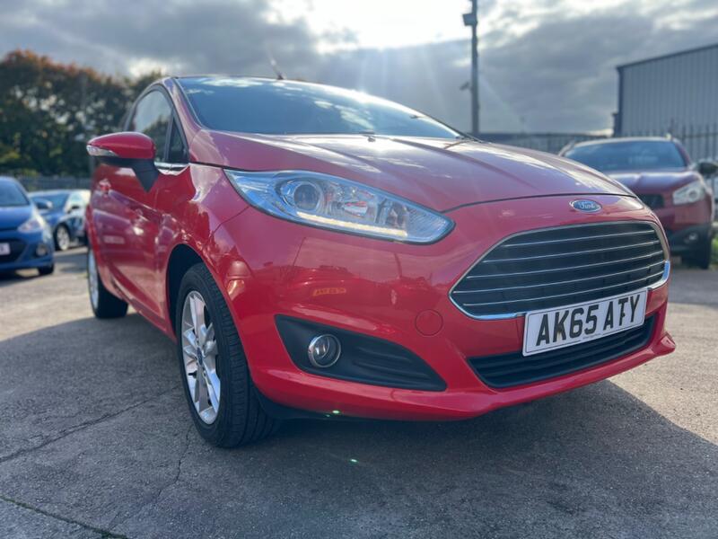 FORD FIESTA 1.3 Zetec 2015