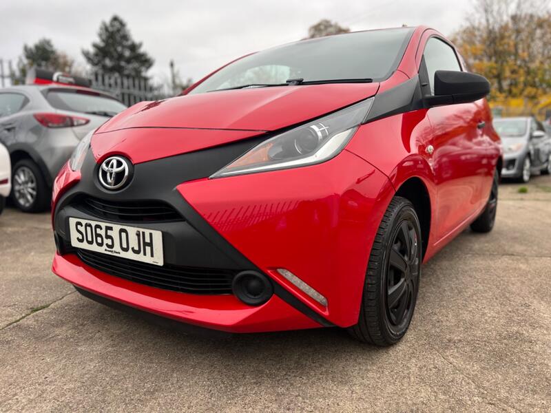 TOYOTA AYGO 1.0 VVT-i x 2016