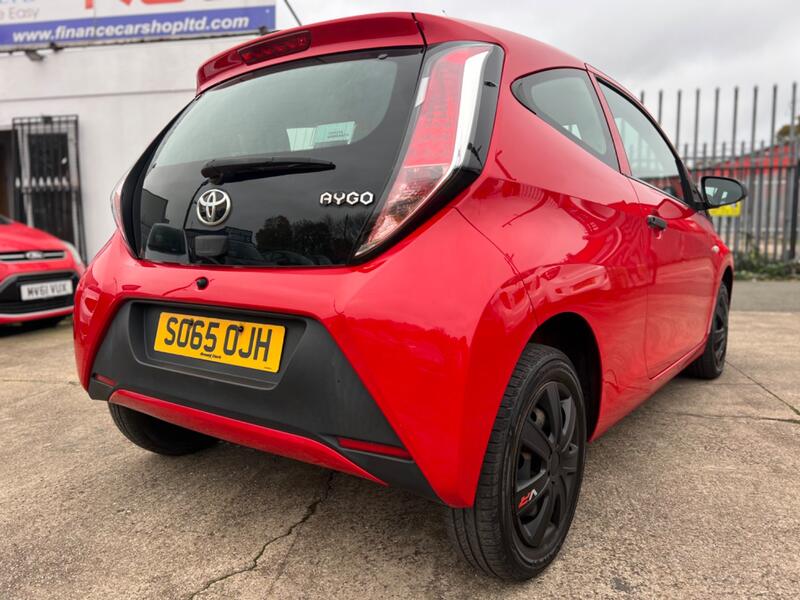 TOYOTA AYGO 1.0 VVT-i x 2016