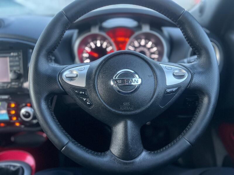 NISSAN JUKE 1.6 Tekna 2012