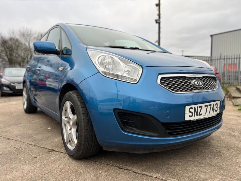 KIA VENGA 1.4 2 2011