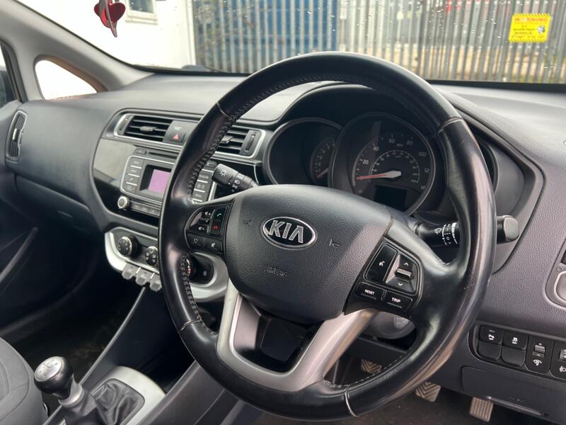 KIA RIO 1.3 SR7 2016